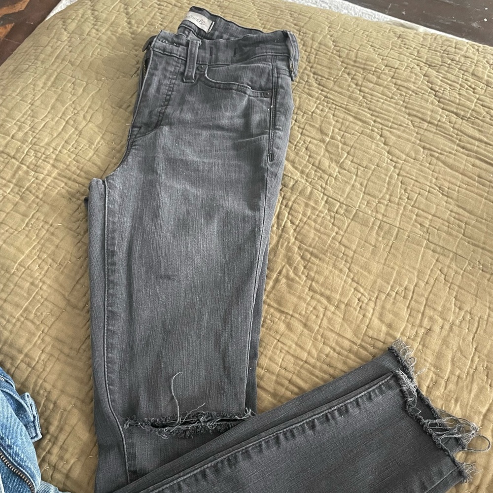 Madewell jeans in excellent like new condition.